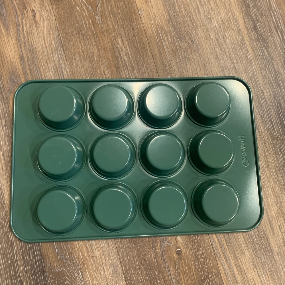 Caraway Muffin Pan